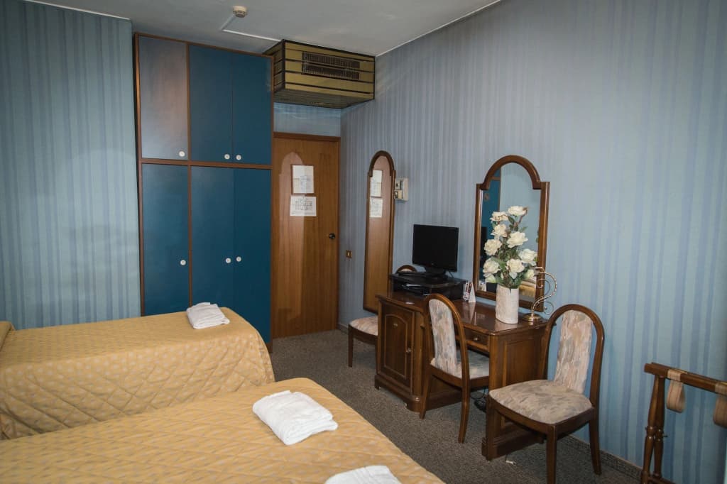 Hotel photo 12