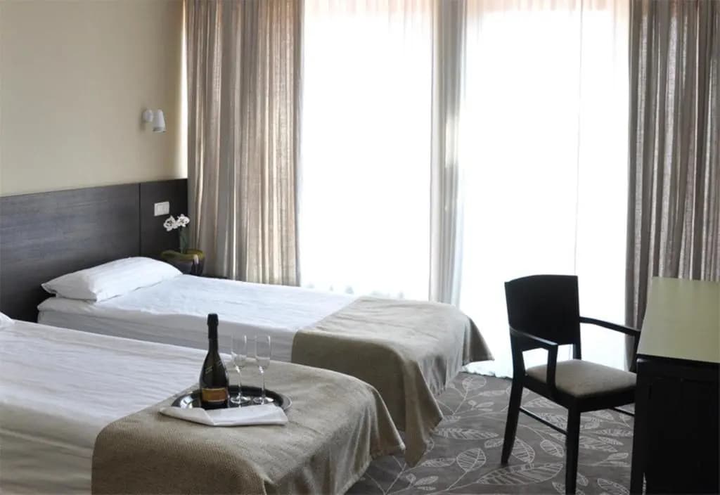Double room twin beds