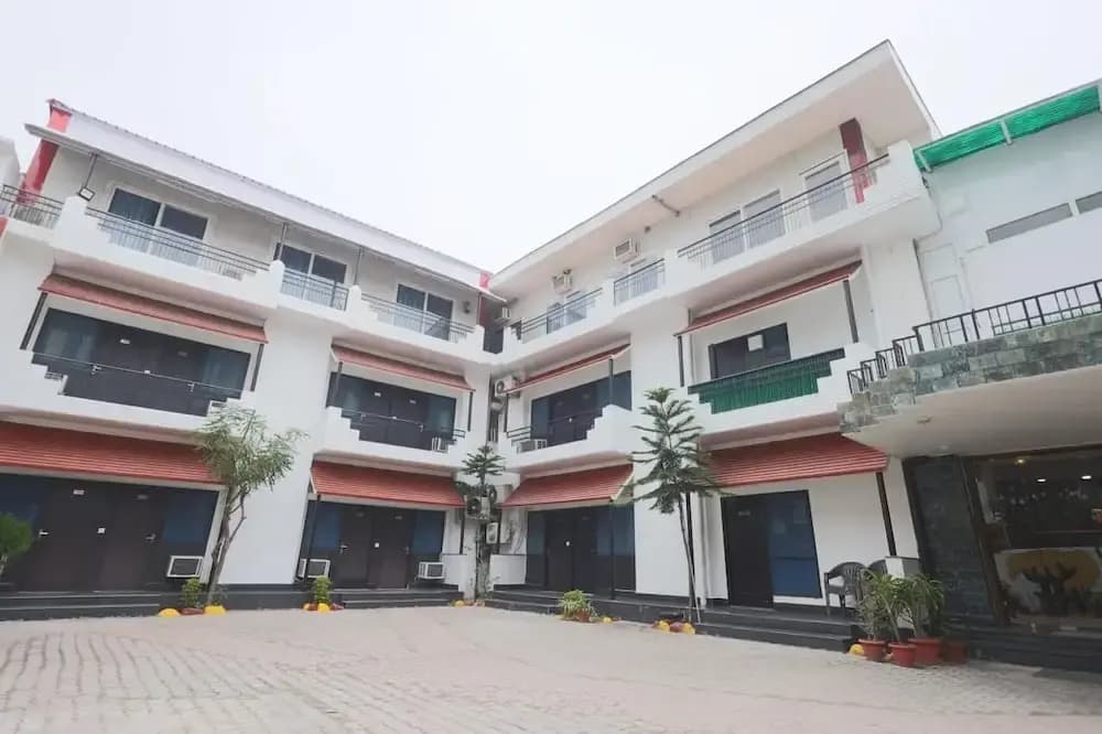 Hotel photo 1