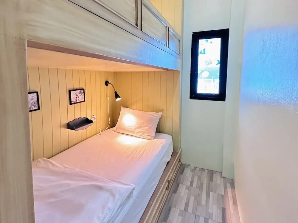 Standard Double room bunk bed