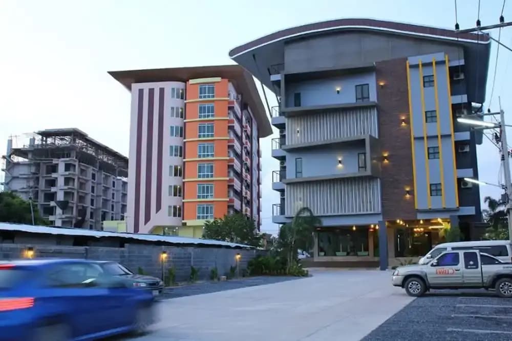 Hotel photo 1