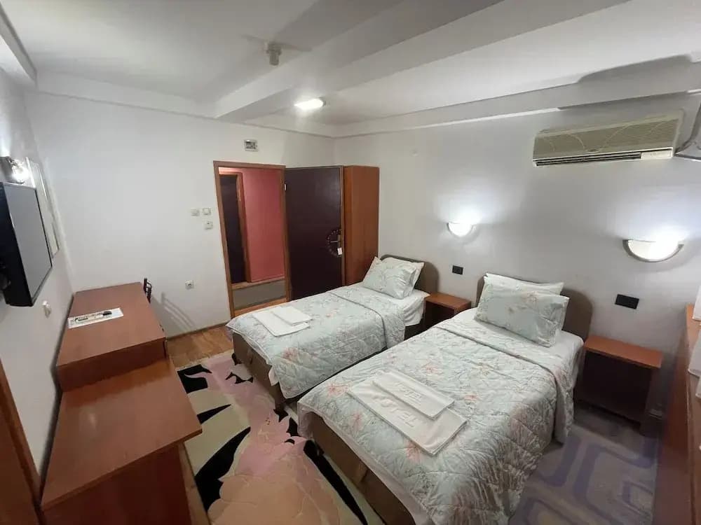 Standard Double room twin beds