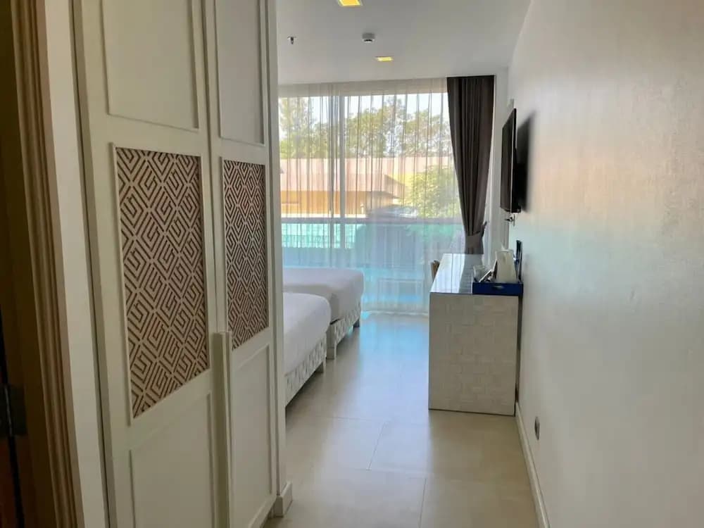 Deluxe Double room with balcony twin beds