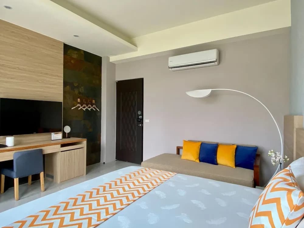 Comfort room