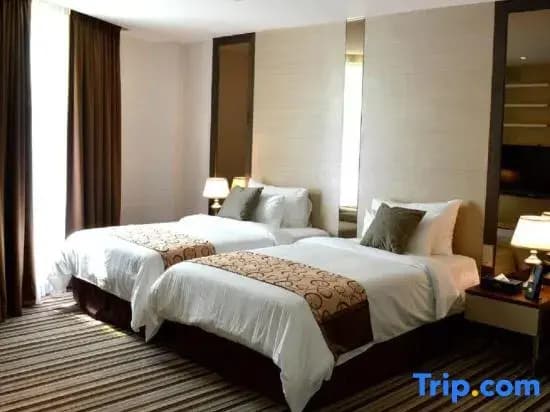 Deluxe Double room twin beds