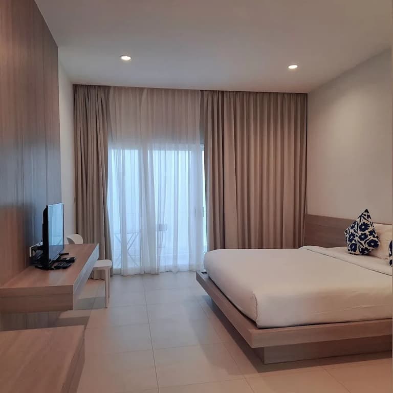 Standard room with balcony