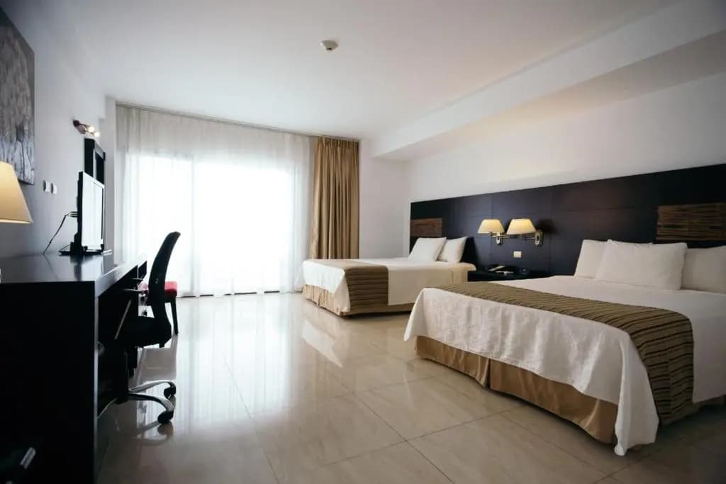 Standard Double room with sea view twin beds