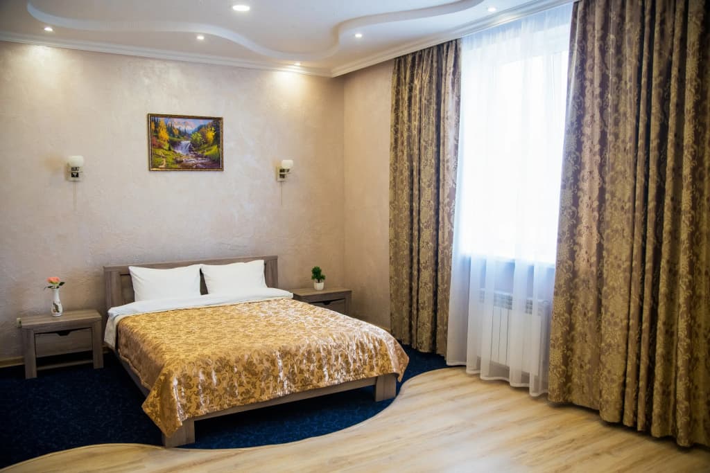 Double Studio with sofa full double bed