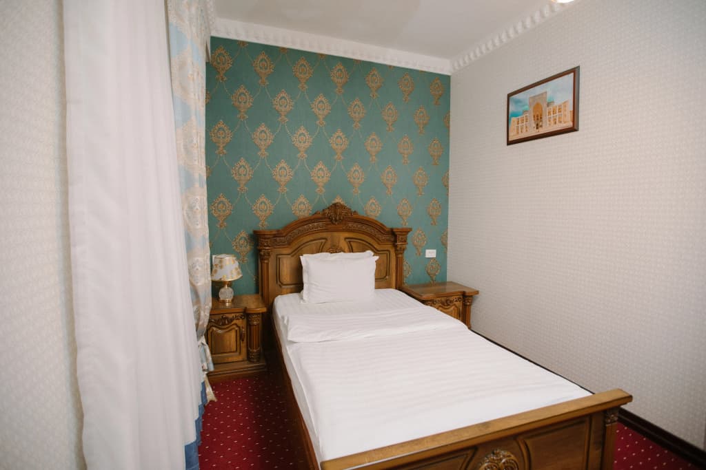 Deluxe Single room