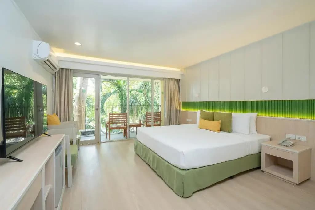 Superior Double room with balcony and with pool view full double bed