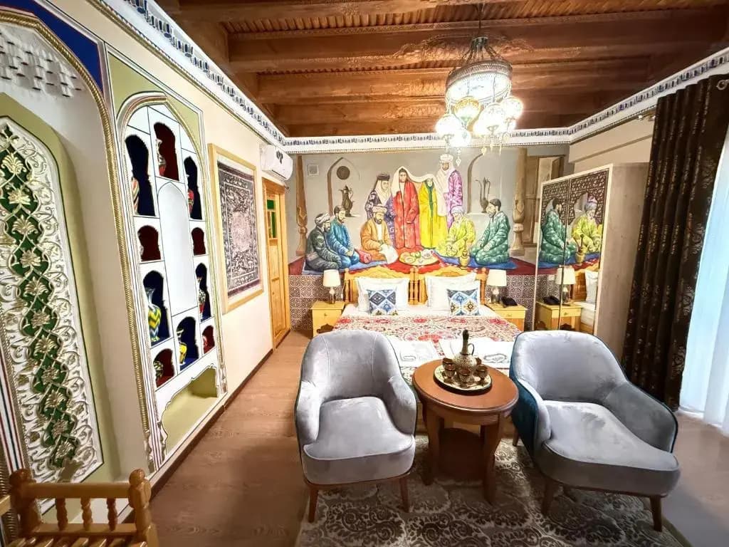 Superior Double room with courtyard view full double bed