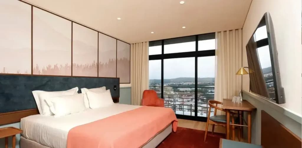 Superior Double room with balcony full double bed