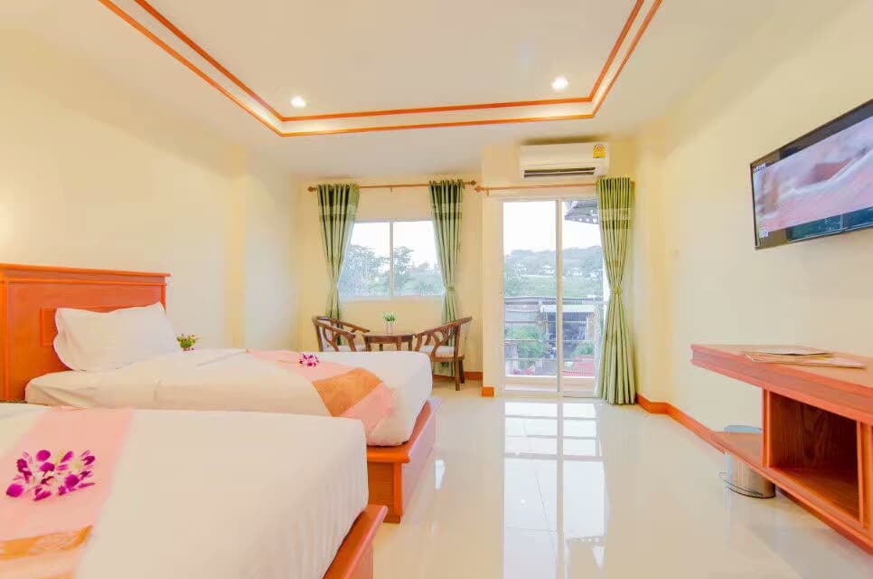Superior Double room with balcony and with view twin beds
