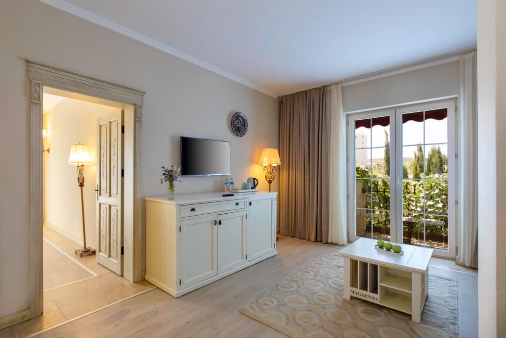 Suite with view