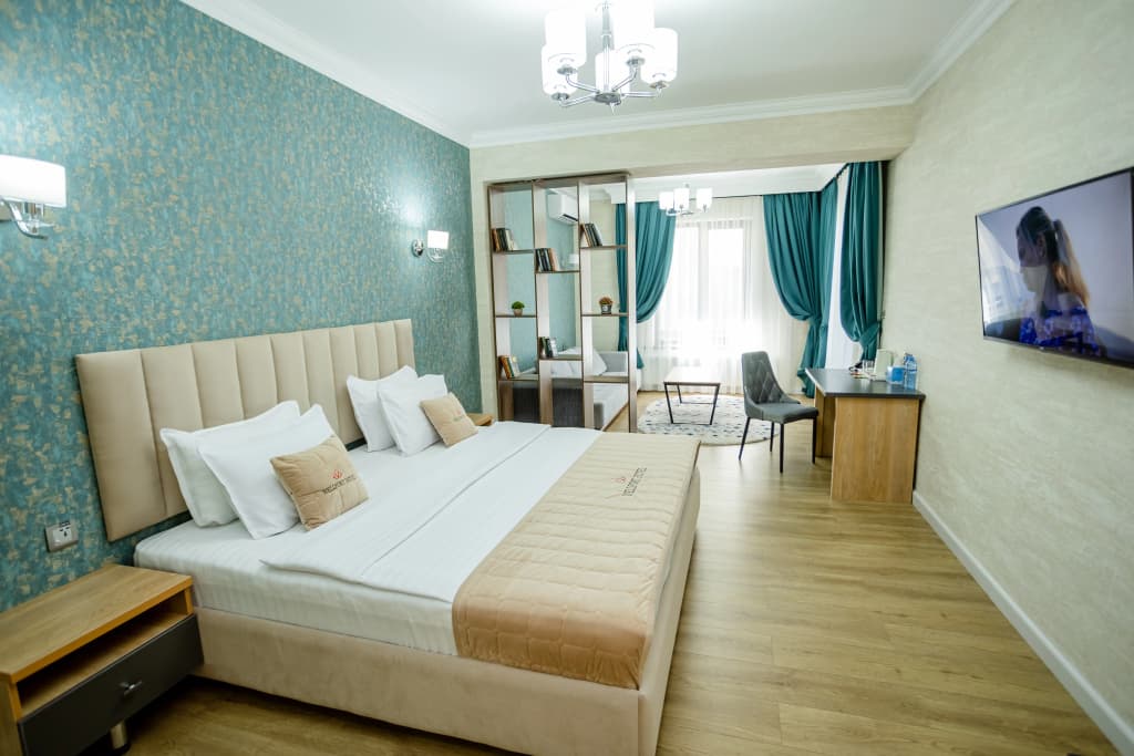 Superior Double room full double bed