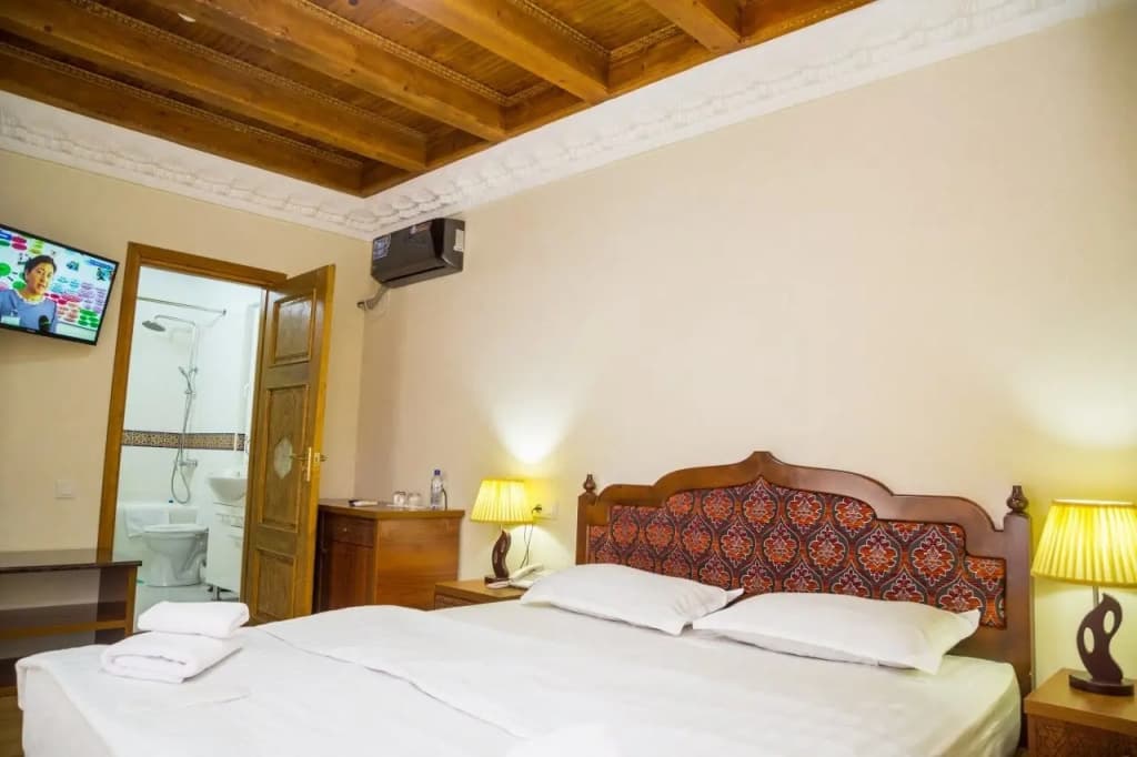 Standard Double room with view full double bed