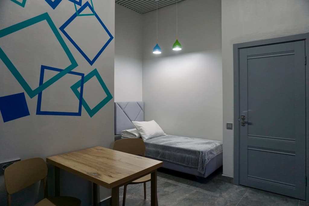 Comfort room