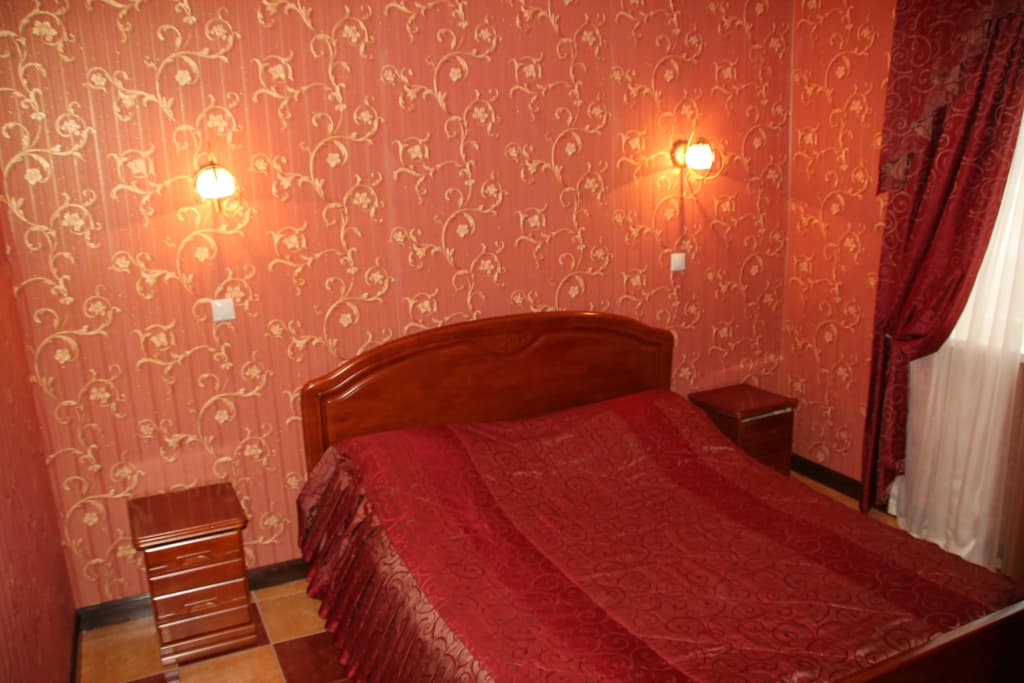 Double Junior Suite with city view full double bed