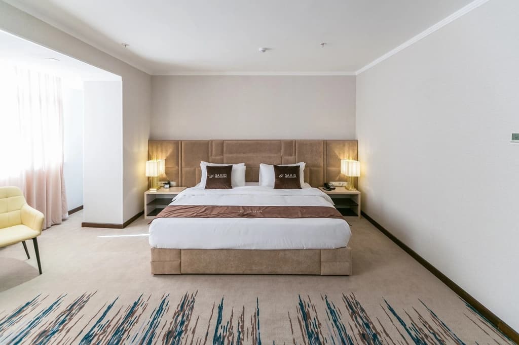 Grand Deluxe Double room full double bed