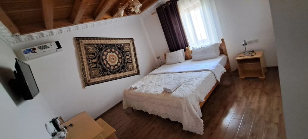 Economy Double room full double bed