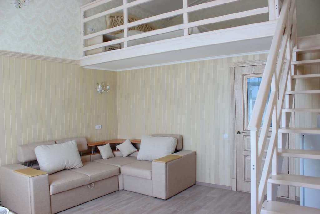 Duplex Quadruple room with view