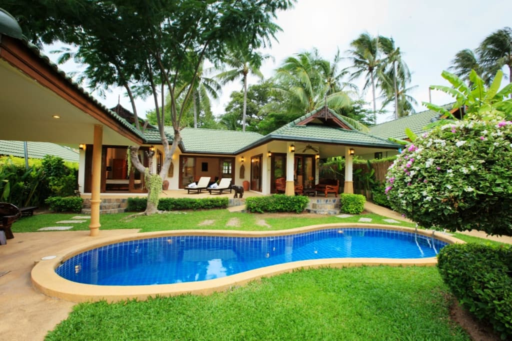 3 Bedrooms Villa with view