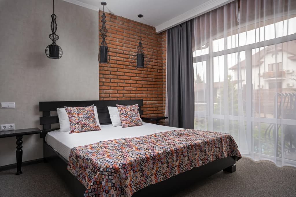 Deluxe Double room with balcony full double bed