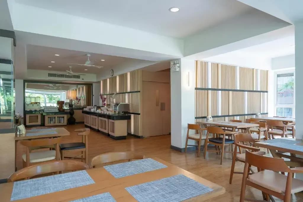 Hotel photo 12