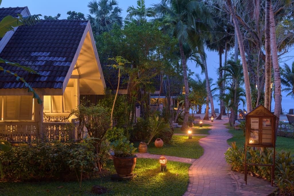 Double Villa with pool view full double bed