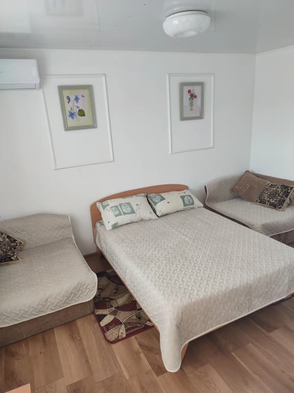 Standard Double room with balcony full double bed