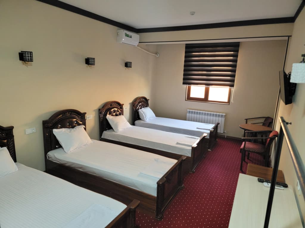 Economy Quadruple room