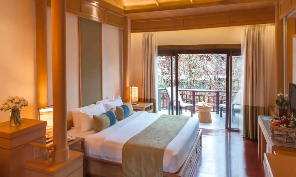 Deluxe Regency room with pool view