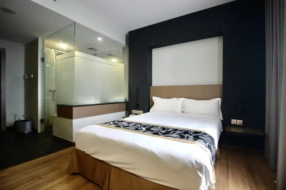 Superior Double room full double bed