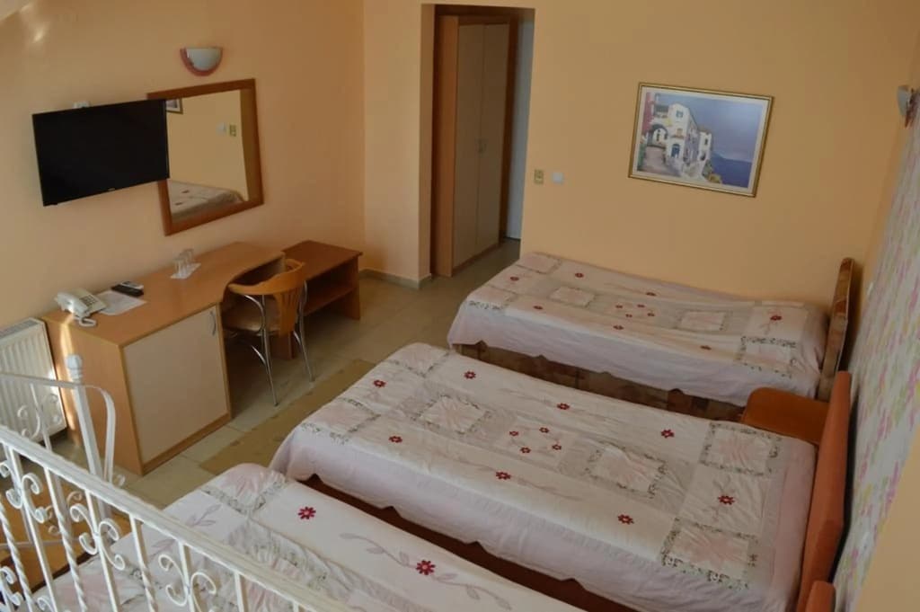 Hotel photo 12