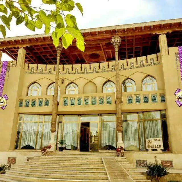Hotel photo 1
