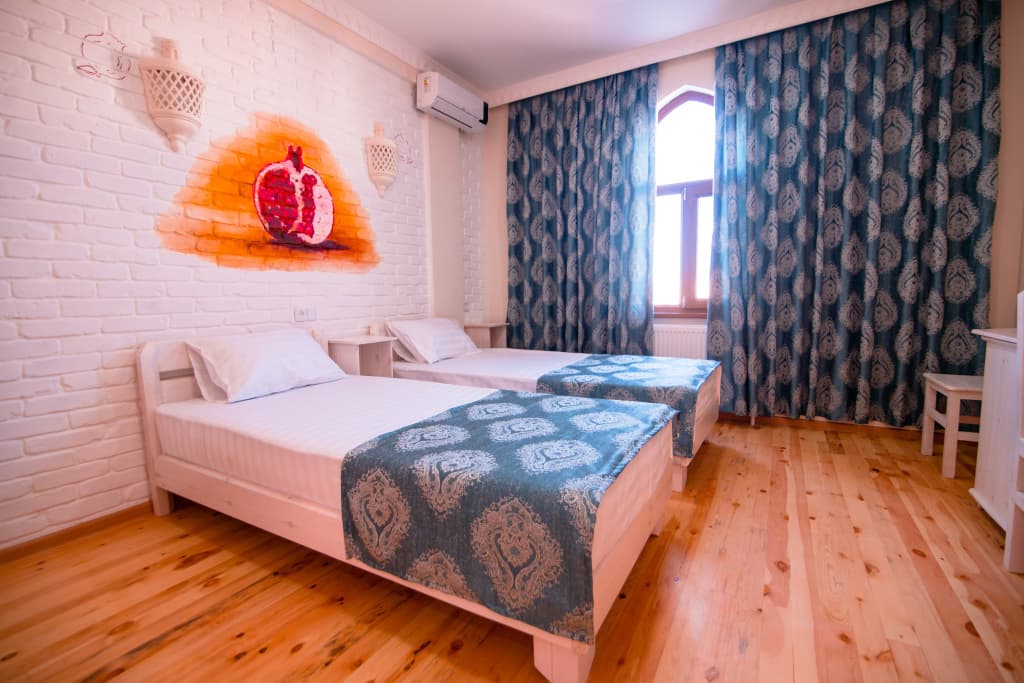 Standard Double room with view twin beds