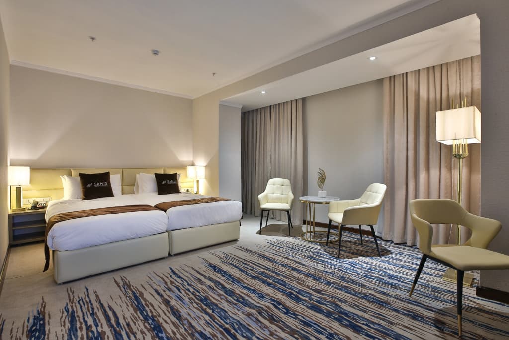 Grand Deluxe Double room twin beds