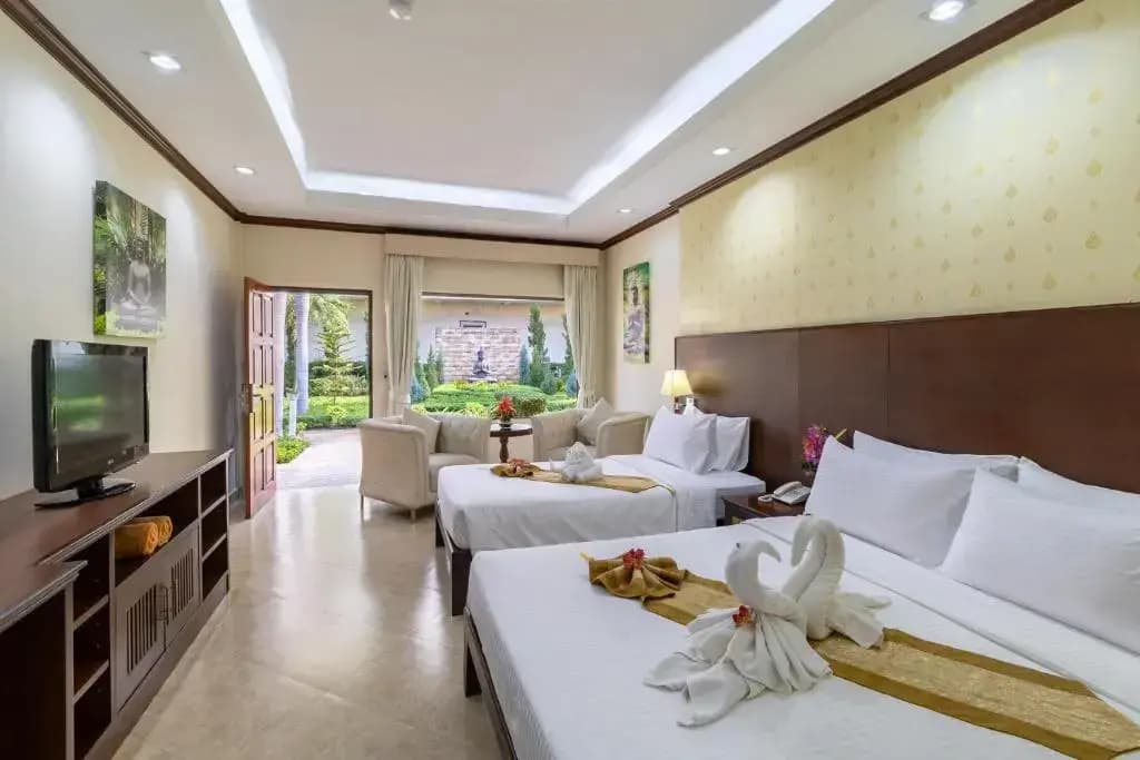 Deluxe Double room with garden view twin beds