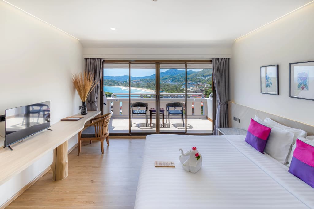 Deluxe room with sea view