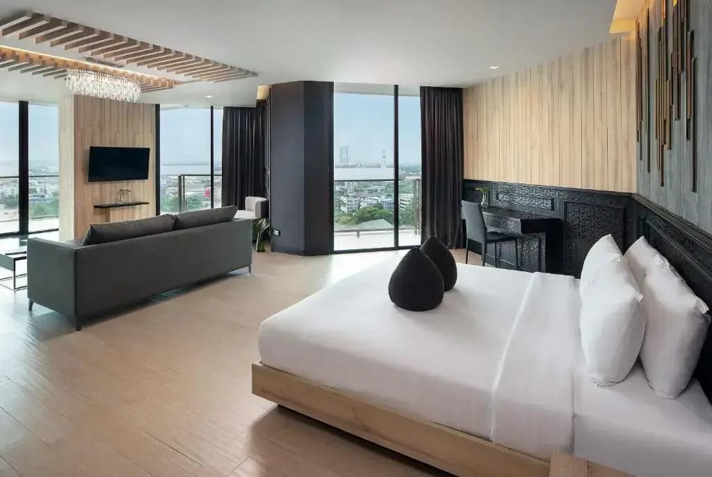 1 Bedroom Double Suite oceanfront full double bed
