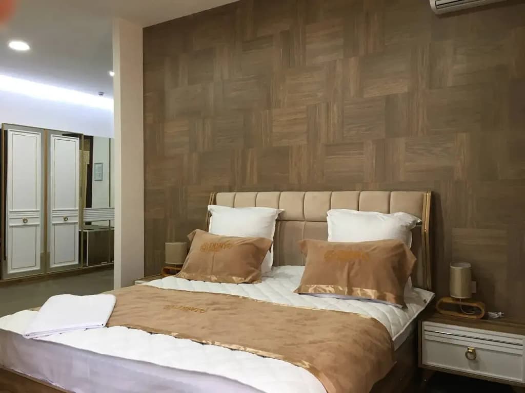 Double Suite with balcony full double bed
