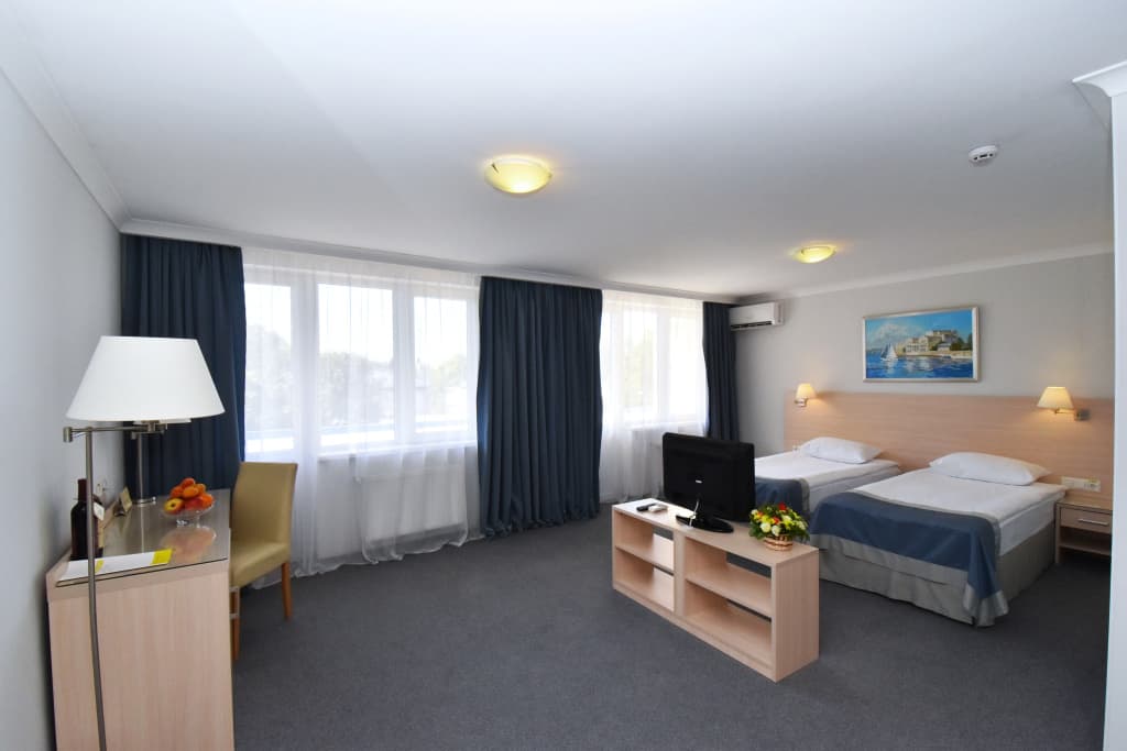 Hotel photo 1