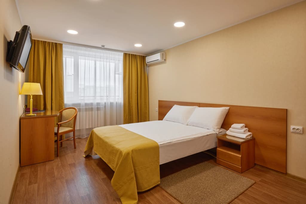 Economy Double room full double bed