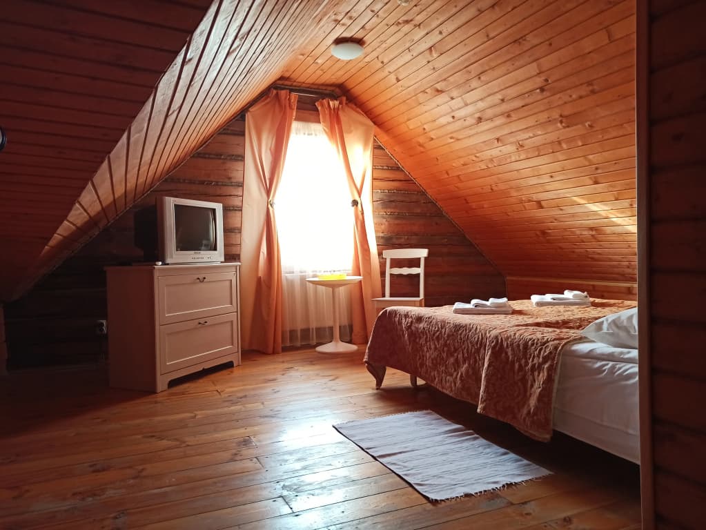 Standard Double Attic room full double bed