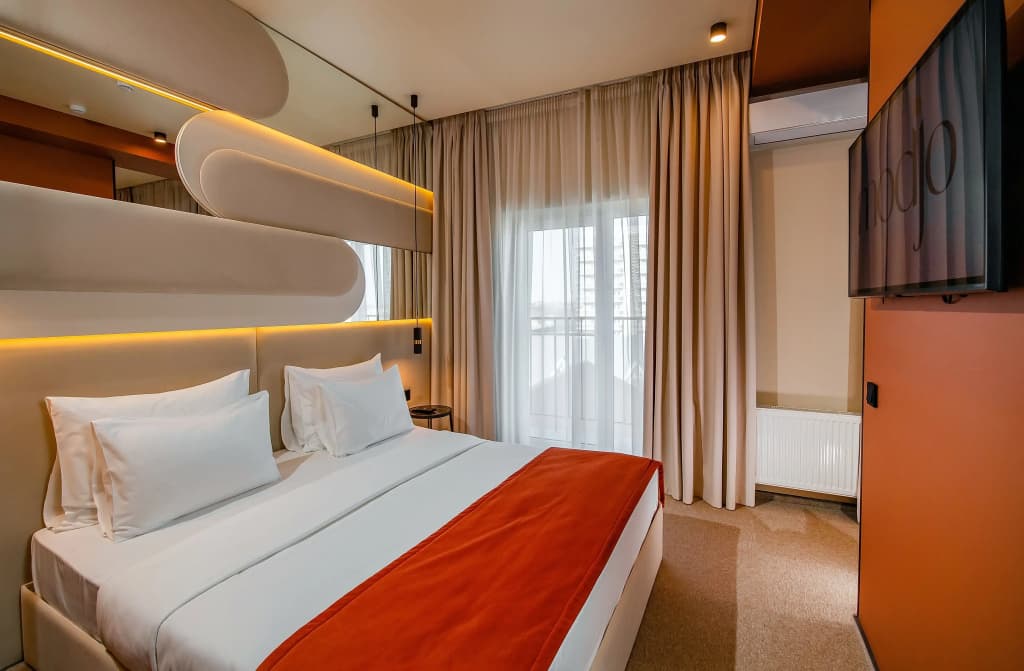 2 rooms C Double Suite with balcony full double bed