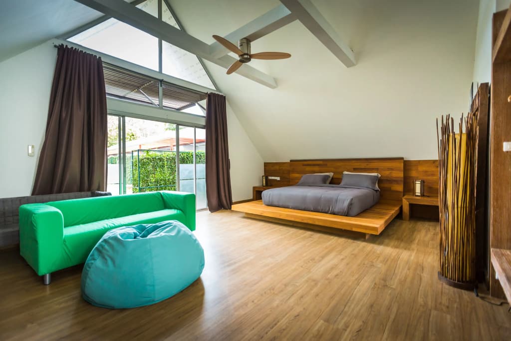Grand room