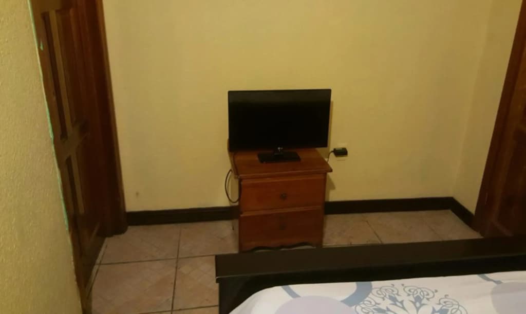 Economy room