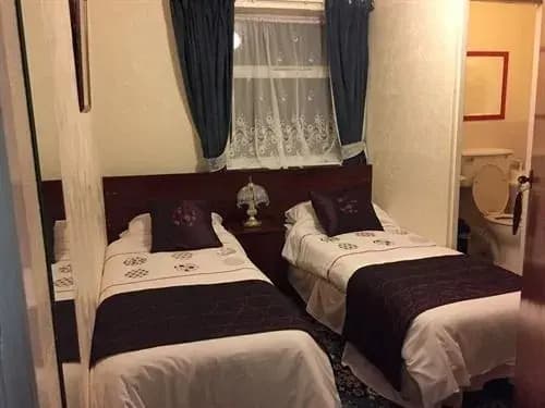 Standard Double room twin beds