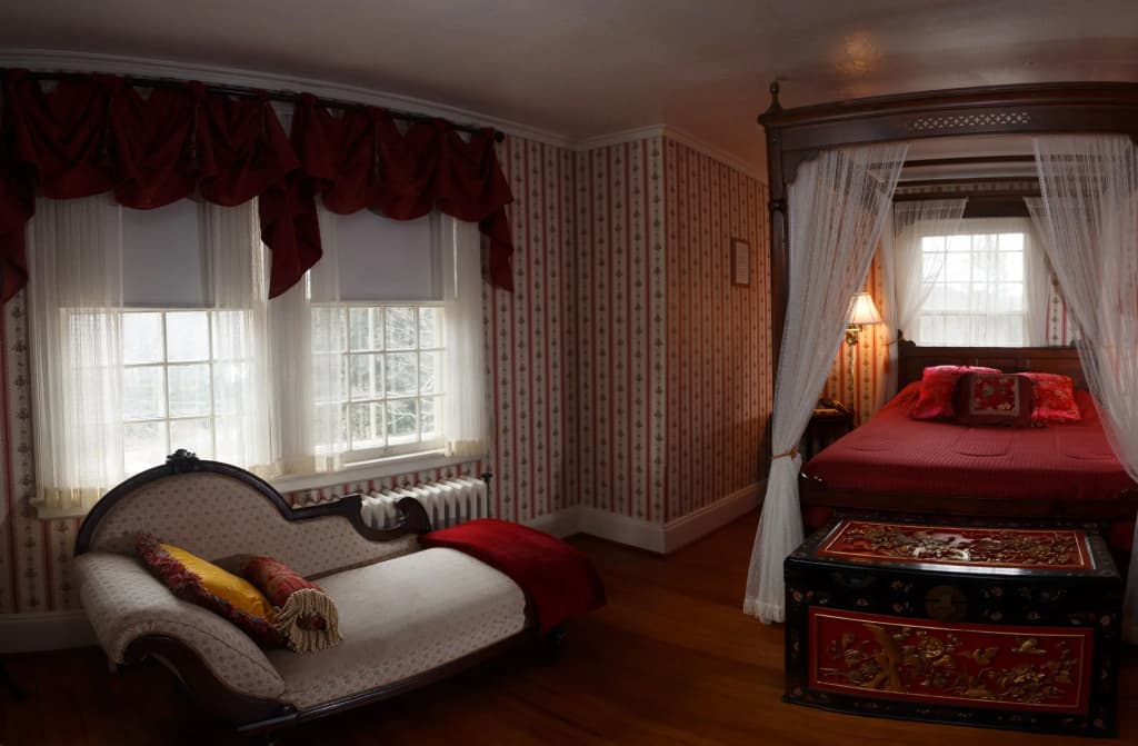 Luxury Suite