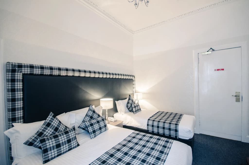 Triple room